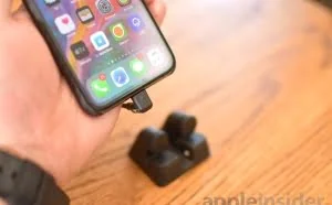 它可以解决iPhone充电支座的最大难题之一