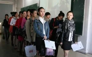 一张图告诉你北京月入2万高逼格程序员上下班都在做什么