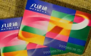 从八达通到支付宝：诸侯混战香港无现金时代何时到来