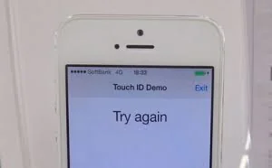 苹果将修复iPhone漏洞 美警方愤怒：没法破解了