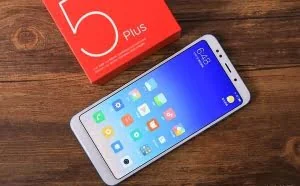 小米物美价廉：全面屏+骁龙芯+AI双摄+4000mAh，仅售799元