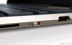 惠普新 X360 防黑客偷窥功能，物理按钮切断摄像头电源