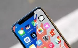 iOS 12.1 重大漏洞：无需解锁即可访问照片！