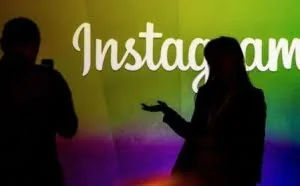 Instagram爆发离谱安全事故：用户密码在网址中被泄露