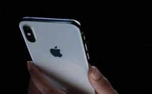 新iOS漏洞：iPhone屏幕操作被监控