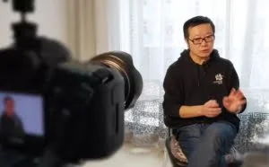 刘慈欣接受央视专访 回应热点问题