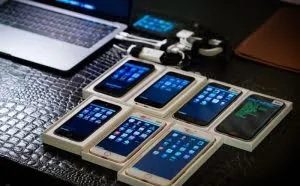 [图]揭秘黑客和安全专家是如何绕过安全设置发现iPhone漏洞的