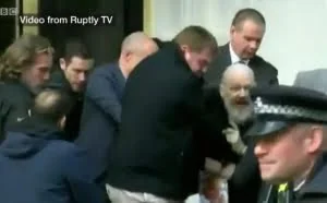 阿桑奇被捕，你还记得他的维基解密吗？