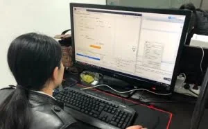 男35计算机本科，零基础想转型往网络，服务器，数据库，编程开发方面发展，风险大吗？