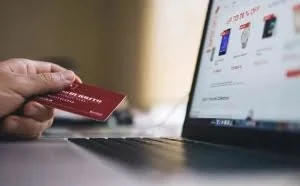 Magecart黑客组织使用新手法，过万网站被黑