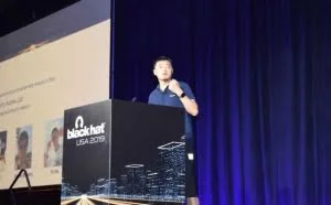 中国研究者发现苹果Face ID漏洞：一副眼镜就把它骗了