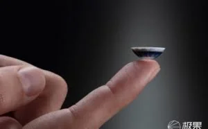 黑科技！硅谷创业公司制造出一款隐形眼镜大小的智能AR眼镜