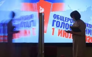 俄媒：俄罗斯修宪投票网站遭黑客阻塞攻击 俄方称来自英国和新加坡