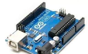 Arduino Vs. 树莓派，哪个才是你的菜？