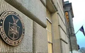 美商务部新规：未经审批禁止向中国分享安全漏洞，微软反对无效